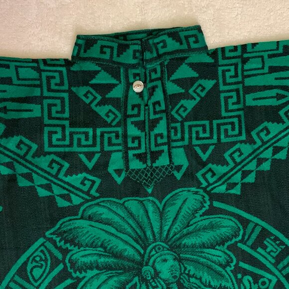 Latin American Aztec Poncho Unisex One Size Fits All Green NWOT - Picture 3 of 8